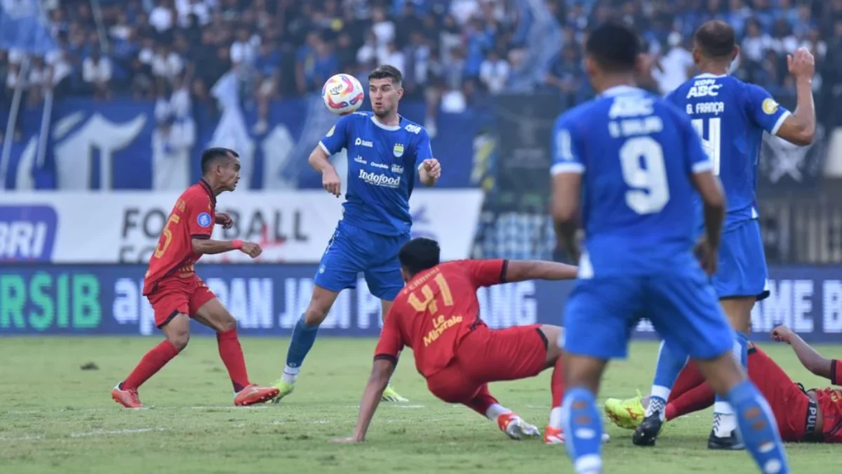 Prediksi Pertandingan BRI Liga 1 Pekan Ke 8 Antara Persib Bandung vs Persebaya Surabaya