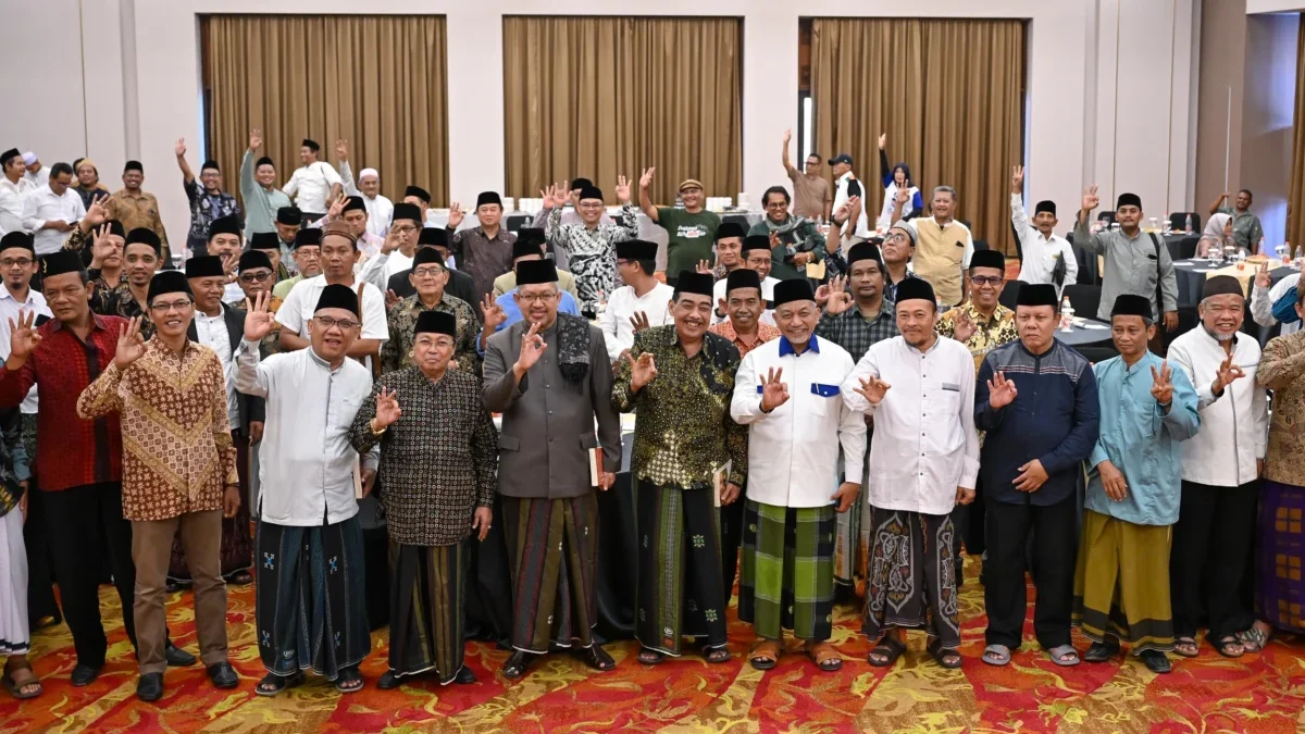 Jamaah Syaikhuna Kiai Jabar Berikan Dukungan Terhadap Pasangan Ahmad Syaikhu dan Ilham Habibie