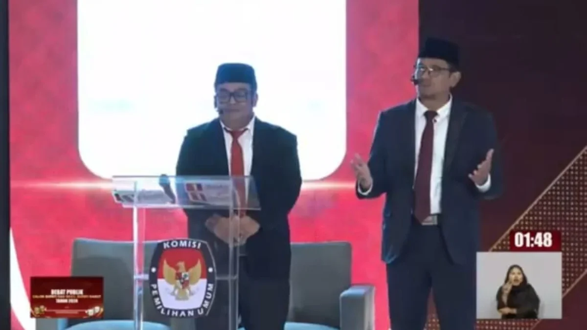 Helmi Budiman dan Yudi Nugraha menyampaikan closing statement di debat publik