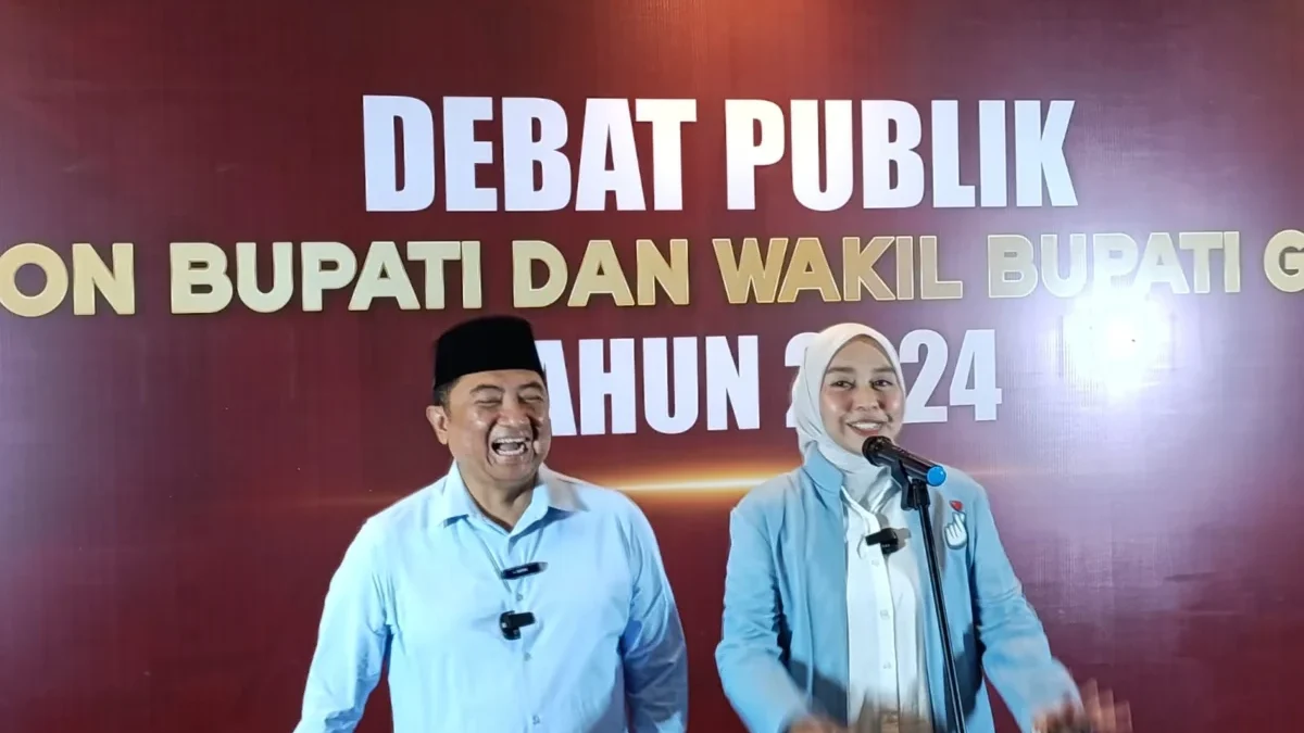 Abdusy Syakur-Putri Karlina saat konferensi pers usai debat publik di Hotel Santika