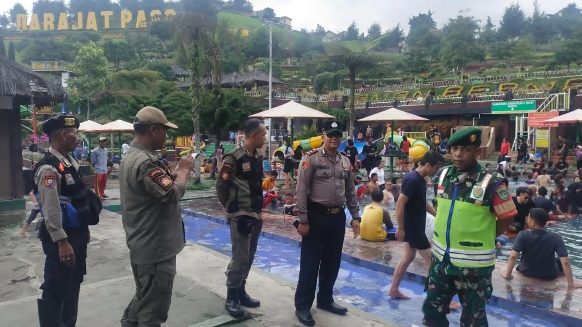 Ribuan Wisatawan Kunjungi Kawasan Wisata Darajat, Polisi Turut Tingkatkan Pengamanan