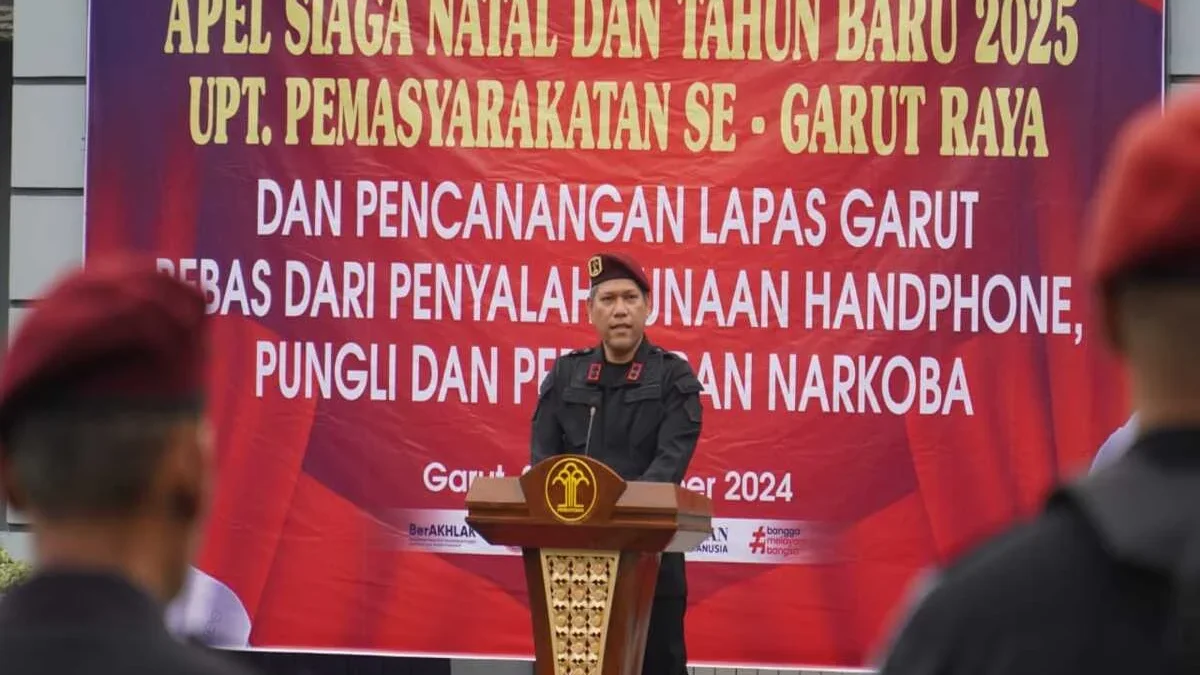 Rusdedy Kalapas Garut saat memberikan sambutan dalam apel siaga nataru 23 Desember 2024 bersama APH