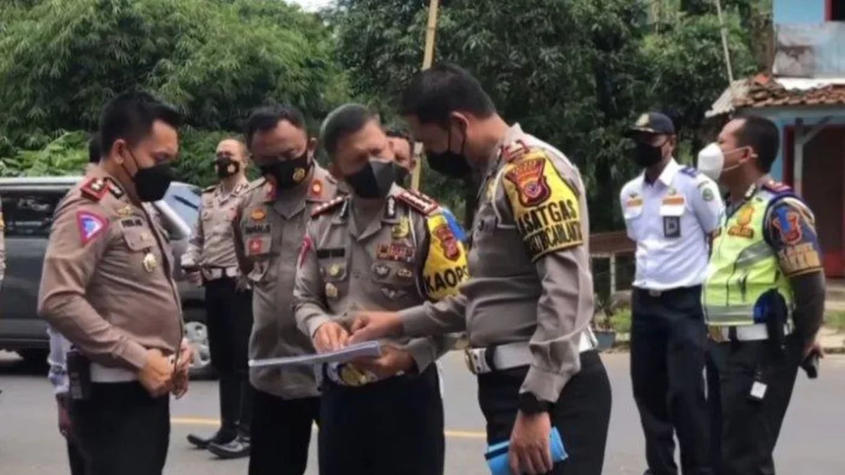 Untuk Keamanan dan Kelancaran Arus Lalu Lintas Polres Garut Cek Kesiapan Jalan Utama Jelang Libur Akhir Tahun