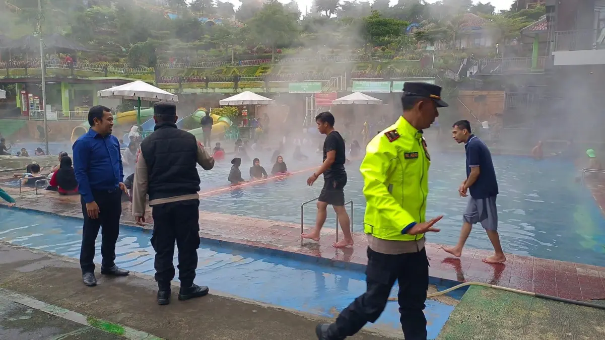 istimewa