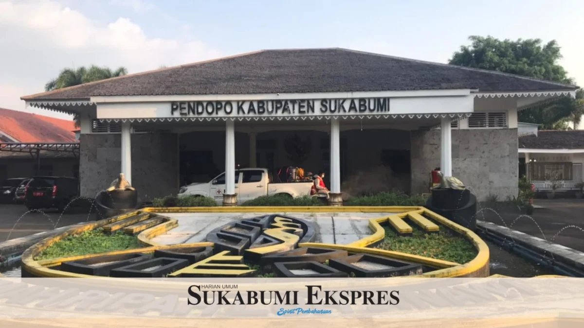 Gedung Pendopo Sukabumi Disemprot Disinfektan