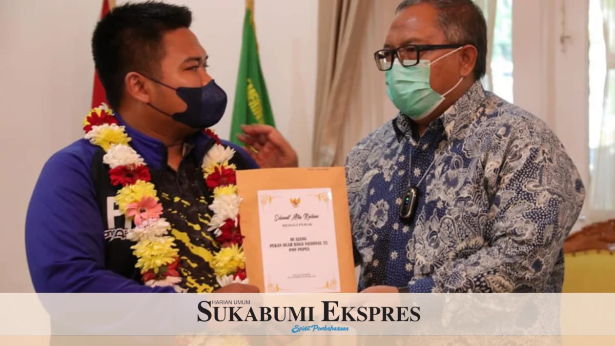 Atlet Berprestasi Terima “Kadeudeuh” di Momen Sumpah Pemuda