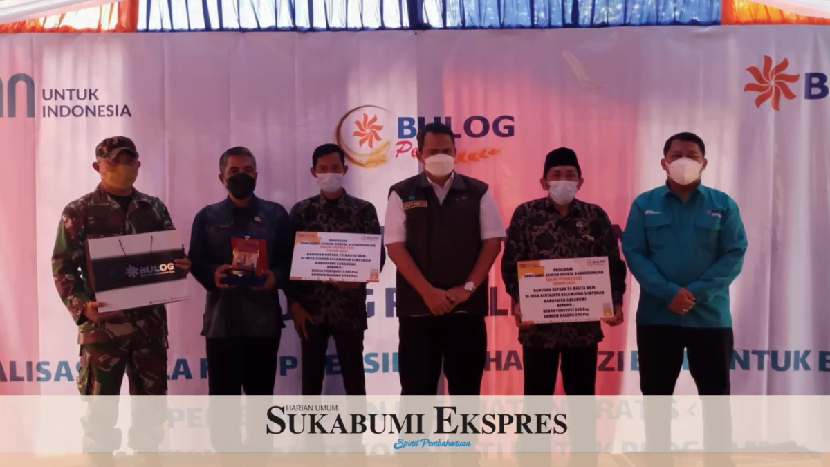 Bulog Peduli Gizi Sambangi Warga Simpenan