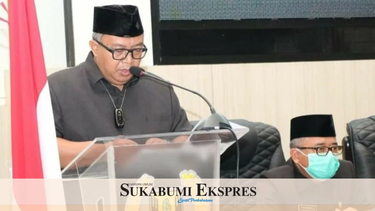 Sampaikan Nota Pengantar Raperda dalam Paripurna DPRD