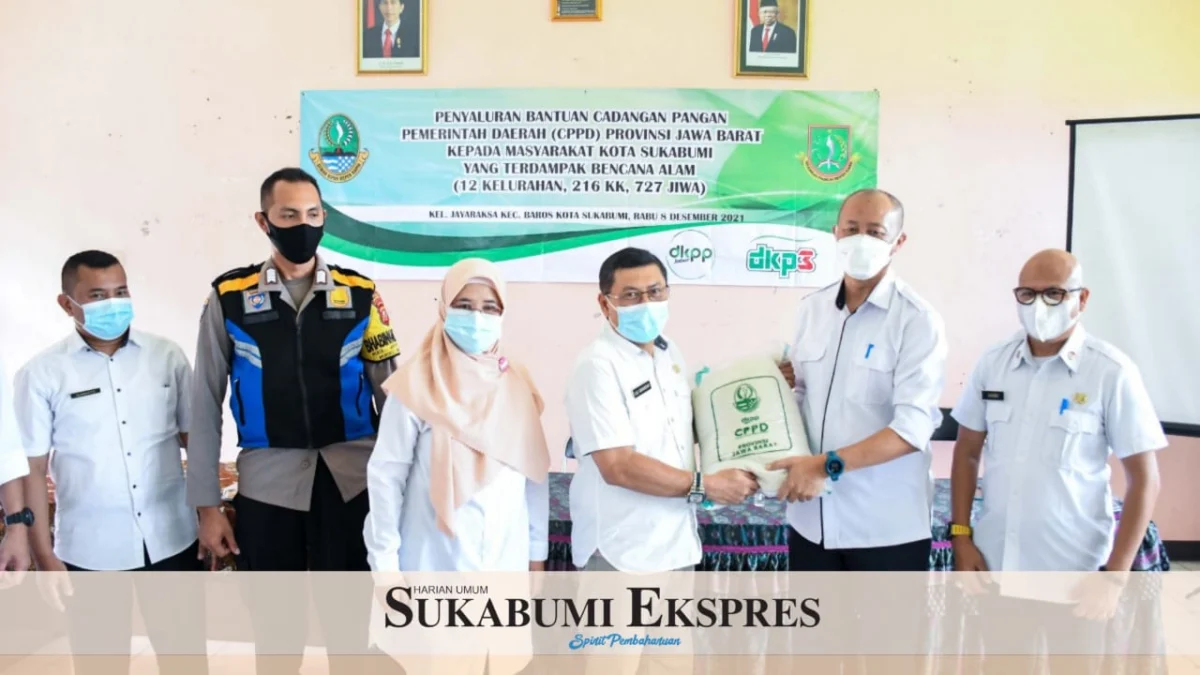 Salurkan CPPD kepada Ratusan Warga