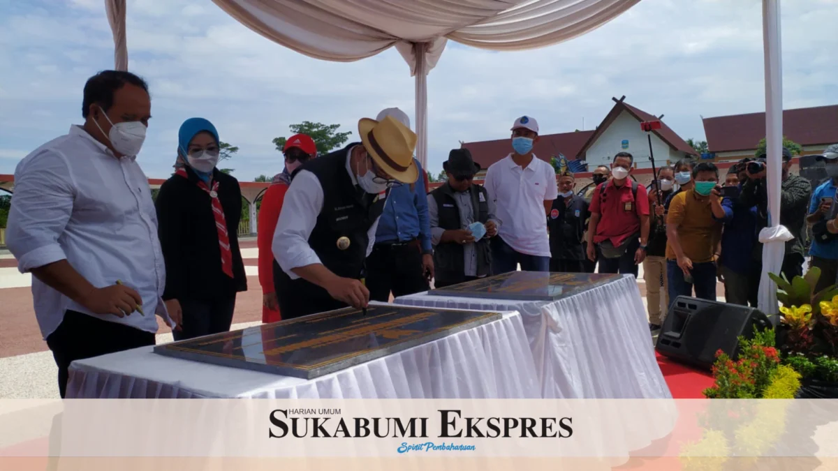 Gubernur Jabar Resmikan Alun-alun