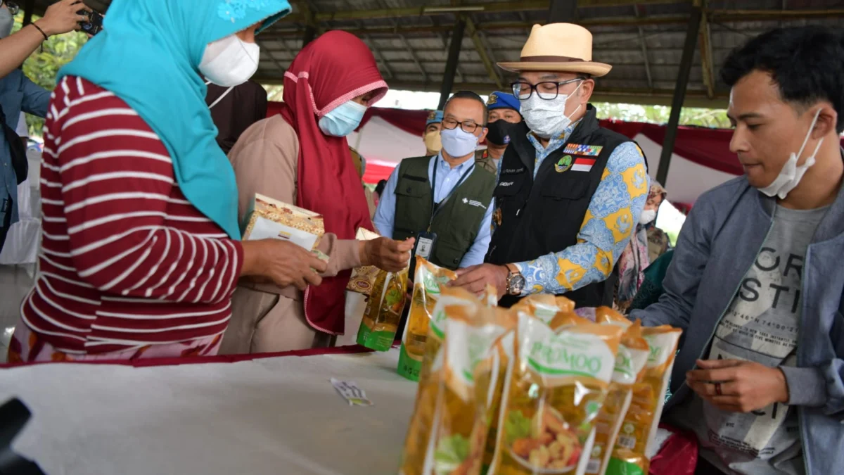 Pantau Opersi Pasar di Karawang