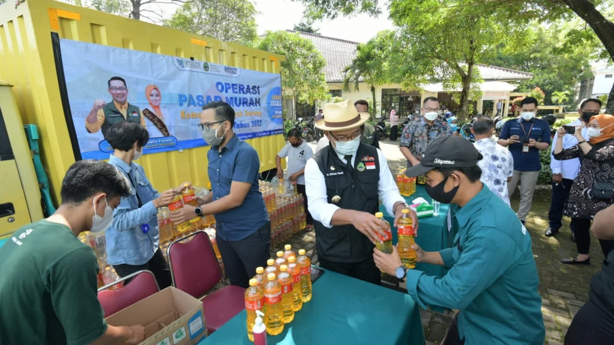 Bantu Warga Miskin, Jabar Siapkan Aplikasi Pemesanan Minyak Goreng