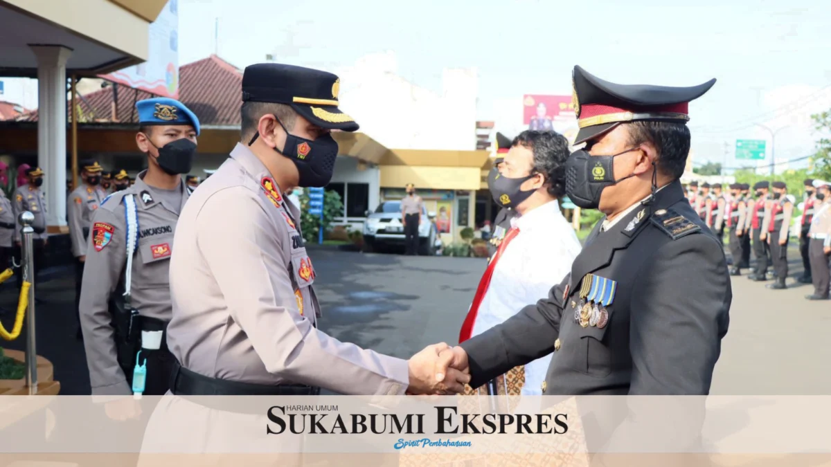 Satuan Fungsi dan Polsek Peroleh Penghargaan