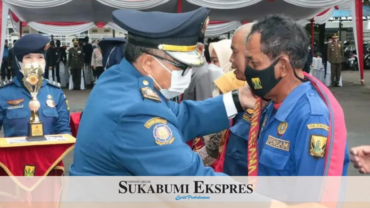 Bupati Lepas Belasan Pegawai DPKP yang Purnabakti