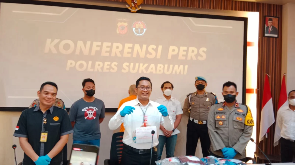 Cabuli Anak Tiri, Oknum Pengacara Diciduk Polres Sukabumi