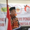 Bidan Berperan Turunkan AKI dan AKB