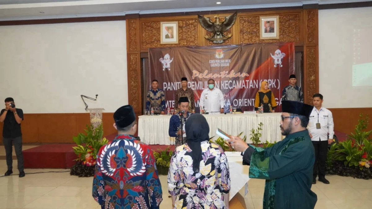 Ratusan Anggota PPK Kabupaten Sukabumi Dilantik