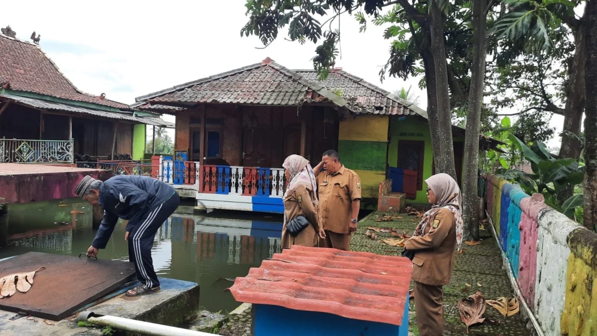 Dinas Perikanan Bina Koperasi Pembudidaya dan Pengolahan Ikan