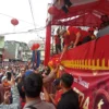 Dimeriahkan Barongsai, Warga Antusias Tonton Cap Go Meh