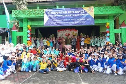 SDN CBM Gunungpuyuh Peringati HUT ke-22