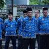 Berpegang Teguh pada Nilai Luhur dan Norma- norma yang Berlaku