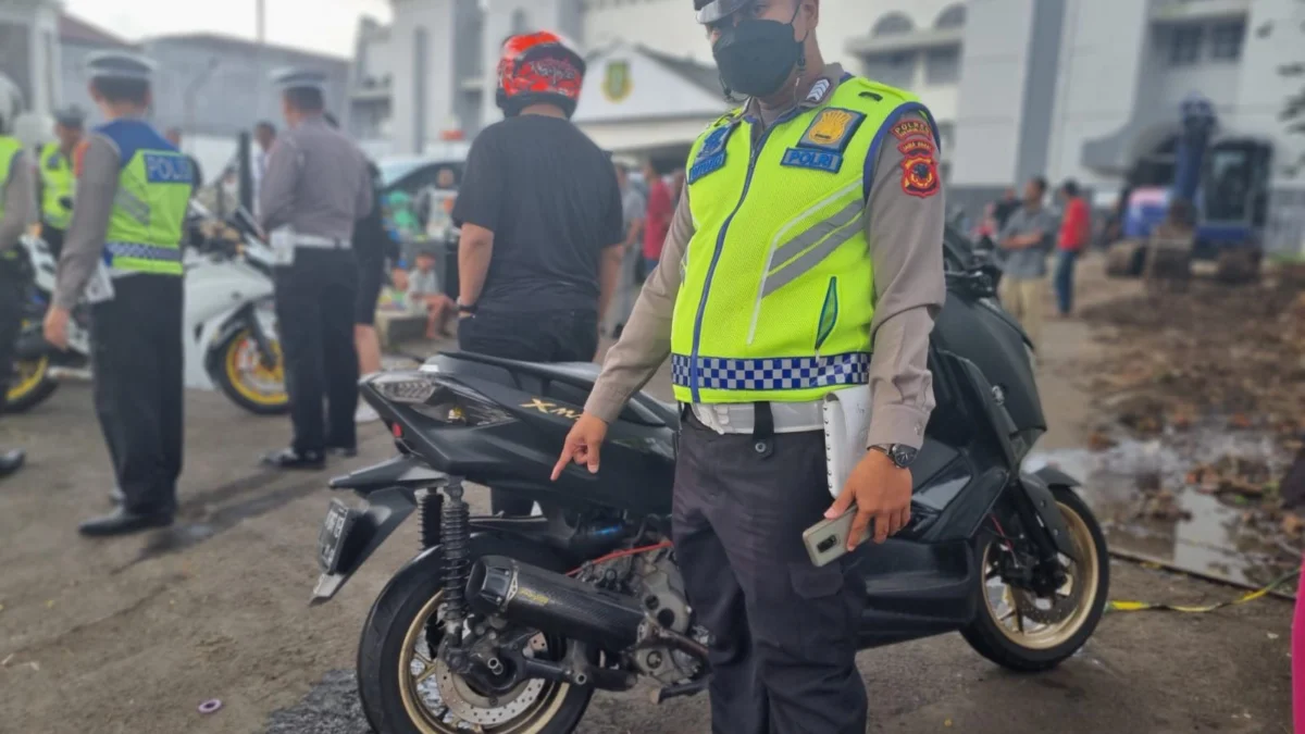 Puluhan Sepeda Motor yang Berknalpot Bising Terjaring Operasi Lodaya