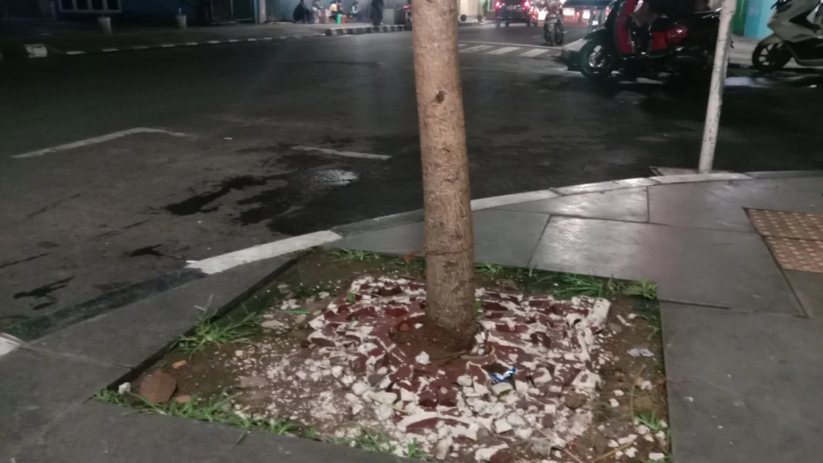 Penutup Pohon Plat Besi Banyak Dicuri