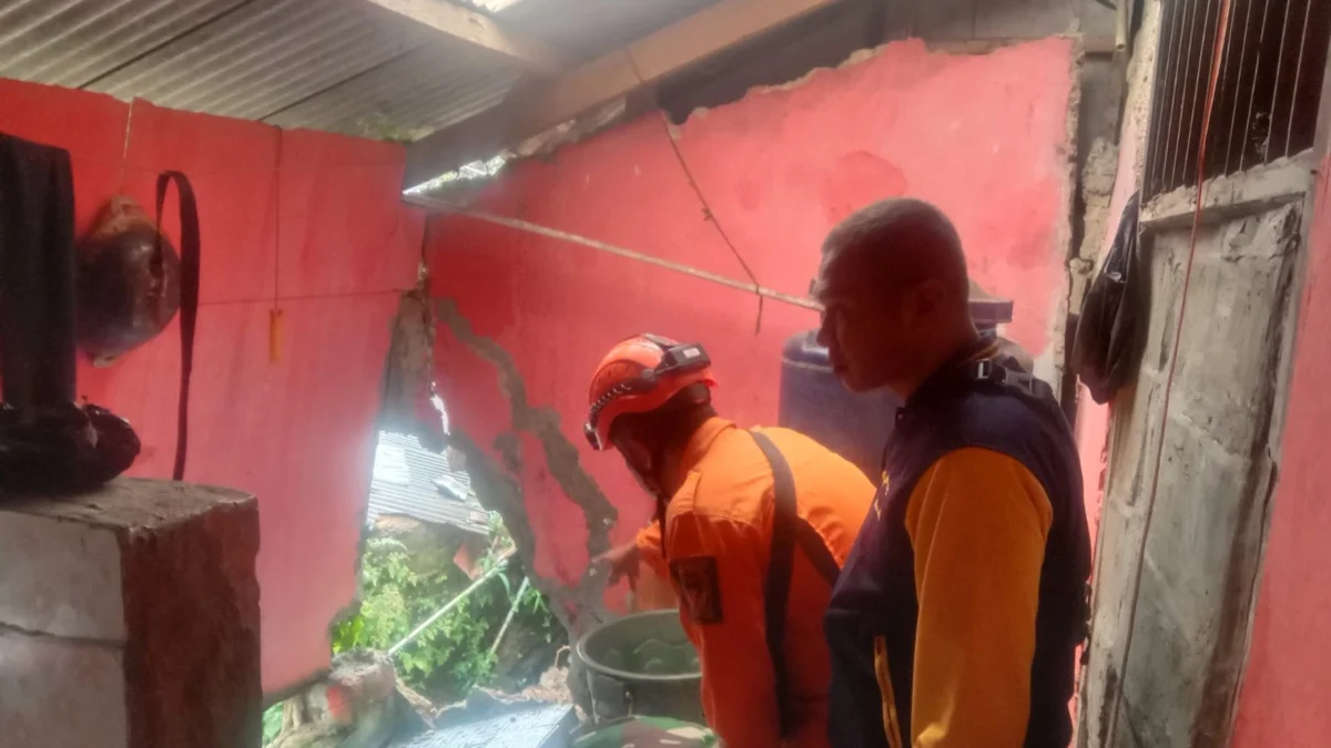 Terdampak Bencana, Bagian Dapur dan WC Jebol