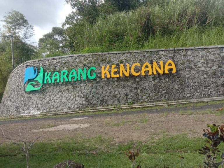 Sanksi Menanti Pengembang Perumahan Karang Kencana