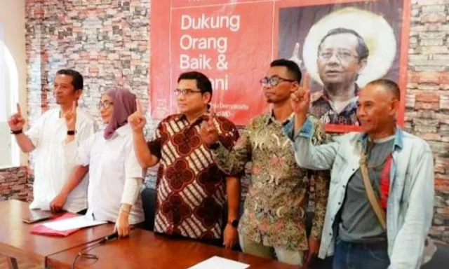 Sejumlah Aktivis 98 Deklarasi Dukung Mahfud MD Jadi RI 1  