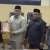 Bupati Sampaikan Keputusan Tiga Raperda pada Paripurna DPRD