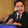 Menteri BUMN Erick Thohir copot Direktur Penunjang Bisnis Pertamina, Dedi Sunardi buntut dari kebakaran Depo Pumpang Jakarta. Instagram/@pssi.