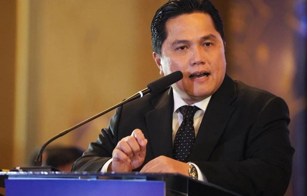 Menteri BUMN Erick Thohir copot Direktur Penunjang Bisnis Pertamina, Dedi Sunardi buntut dari kebakaran Depo Pumpang Jakarta. Instagram/@pssi.