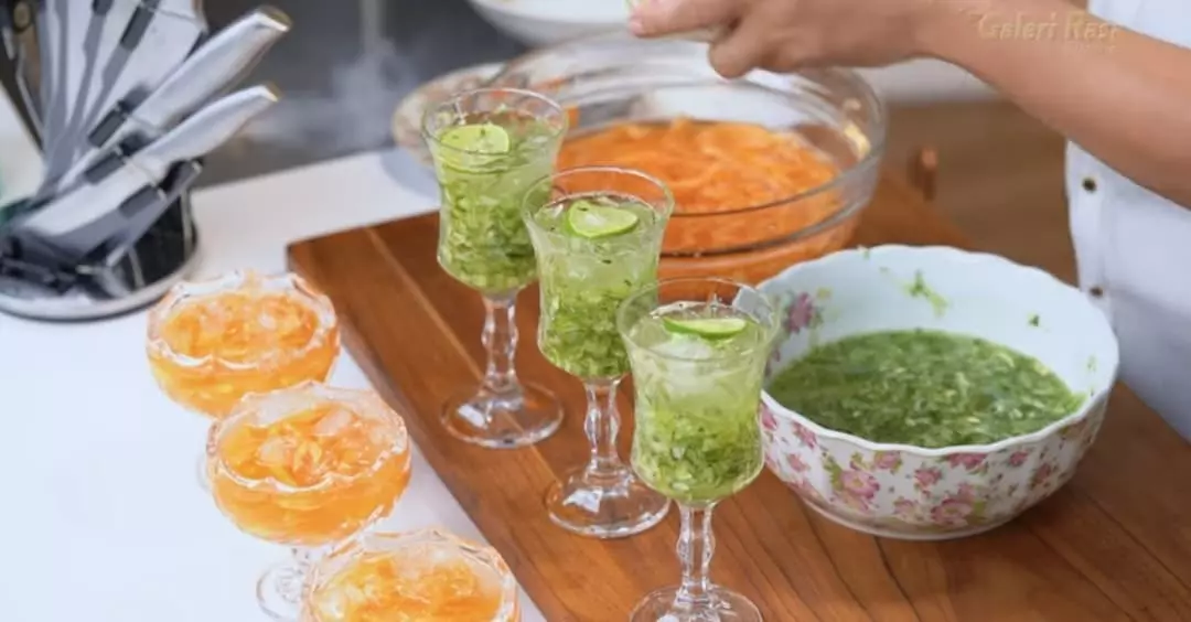 Takjil Segar dan Sehat, Resep Es Serbat Melon dan Timun ala Chef Rudy Choirudin.