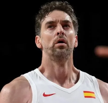 Mempensiunkan Nomor 16 Milik Pau Gasol! Sebelum Pertandingan Lakers