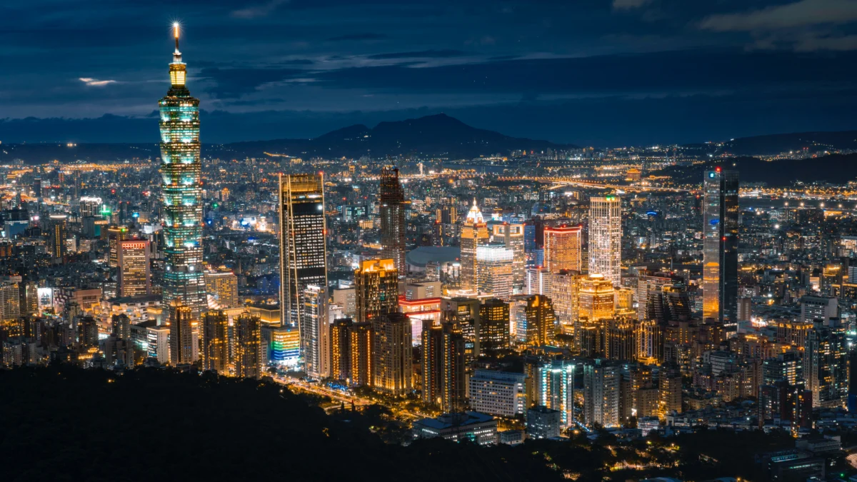 Negara Taiwan pada malam hari