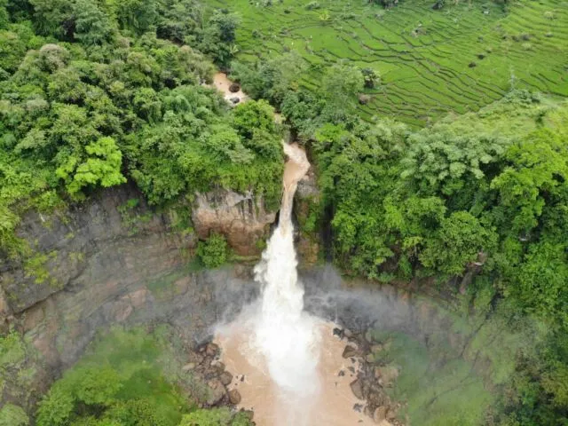 4 Rekomendasi Curug di Geopark Ciletuh Sukabumi