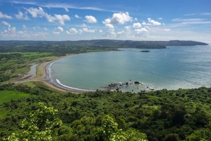 (Sumber Gambar : Keunikan Ciletuh Geopark di Sukabumi)