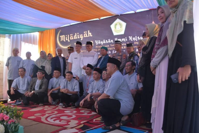 Yayasan Ummi Kulsum Salurkan Santunan