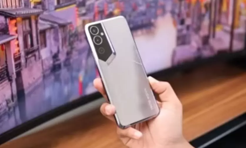 5 Rekomendasi HP. Tecno POVA Neo 2. Tangkapan Layar kanal YouTube Kuliah Sore.