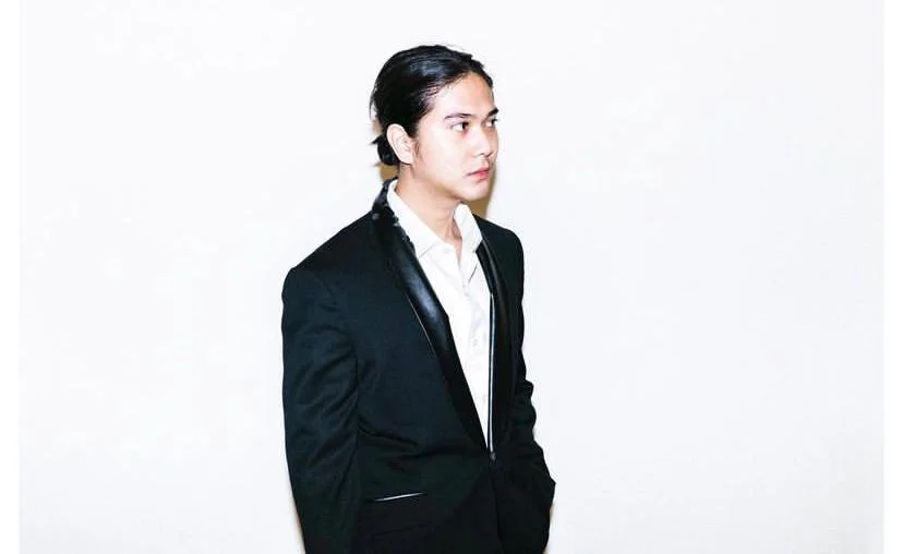 Alasan Kenapa Bukan Iqbaal Ramadhan Yang Menjadi Dilan di Film Terbaru Ancika 1995