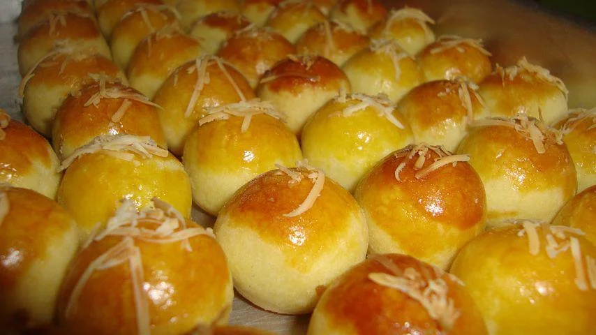Cara Membuat Kue Kering Lebaran ( Nastar ) yang Enak Untuk Keluarga di Hari Raya Lebaran Cara Membuat Kue Kering Lebaran ( Nastar ) yang Enak Untuk Keluarga di Hari Raya Lebaran