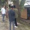 Tim Gabungan Razia Warung Makan Buka saat Siang