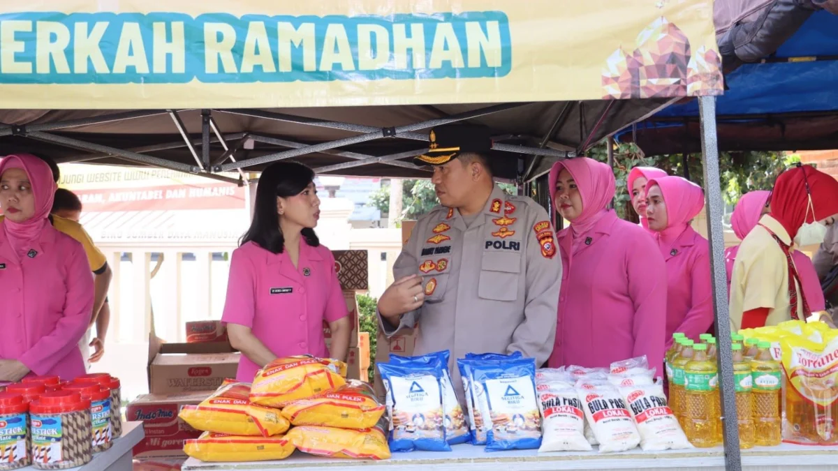 Ratusan Masyarakat Antusias Datangi Bazar Ramadan Polres Sukabumi  