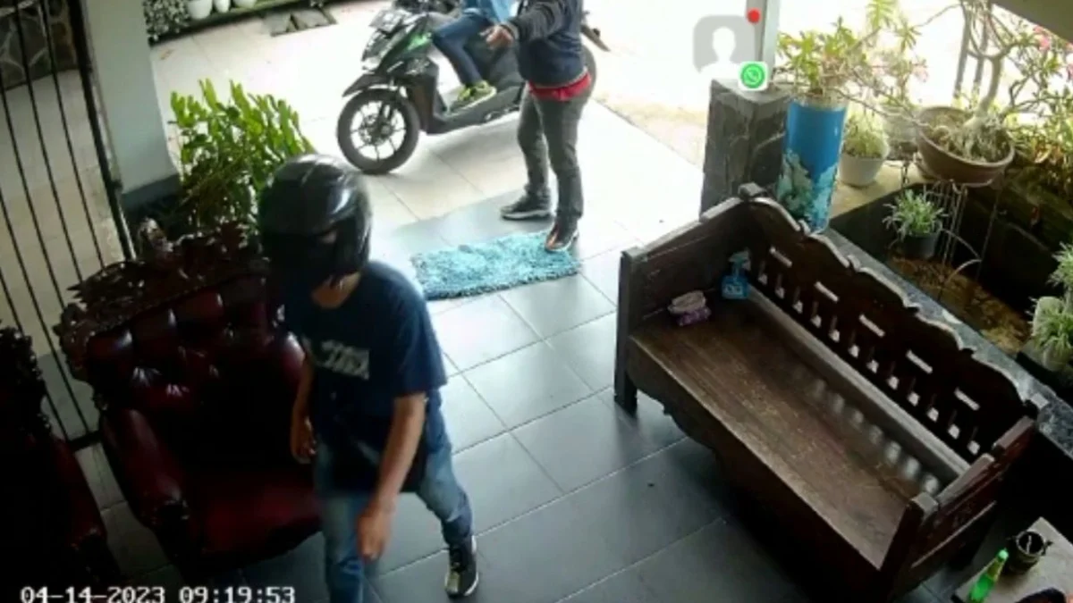 Spesialis Bobol Rumah Kosong Gasak Barang Mewah