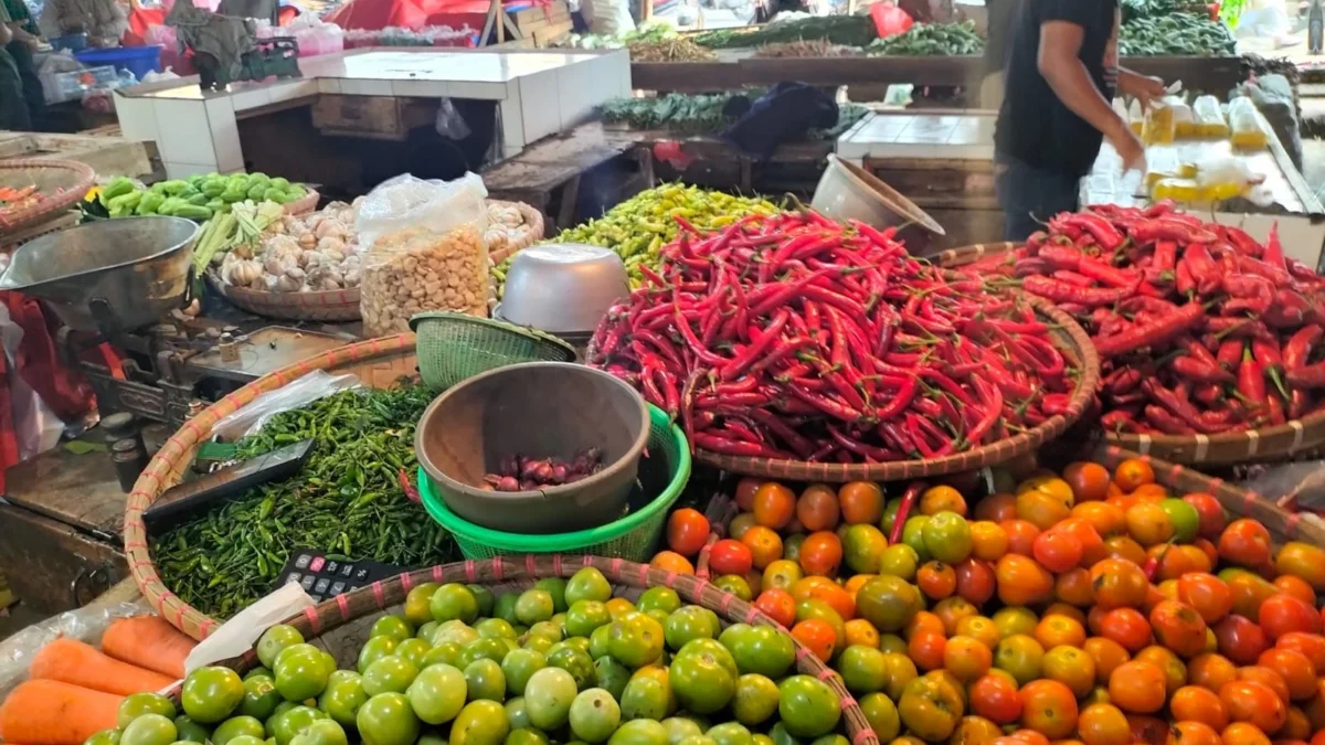 Harga Cabai Rawit Merah Melonjak jadi Rp54 Ribu