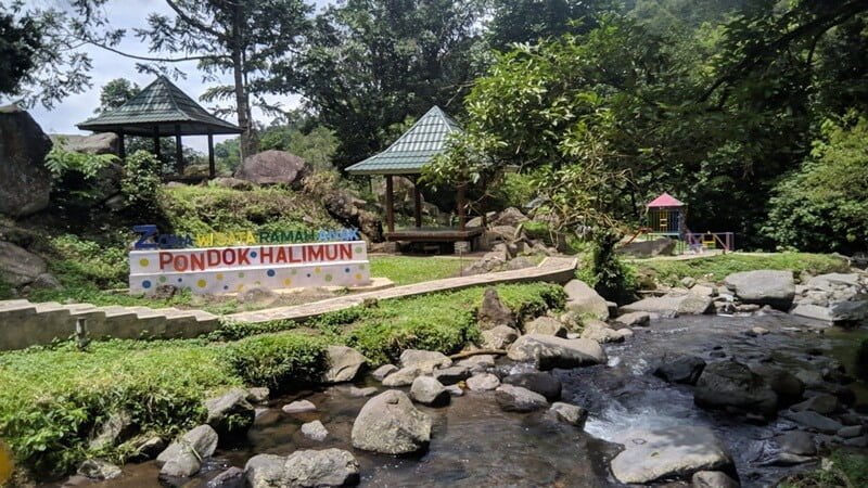 Liburan Seru Bersama Keluarga di Pondok Halimun Sukabumi