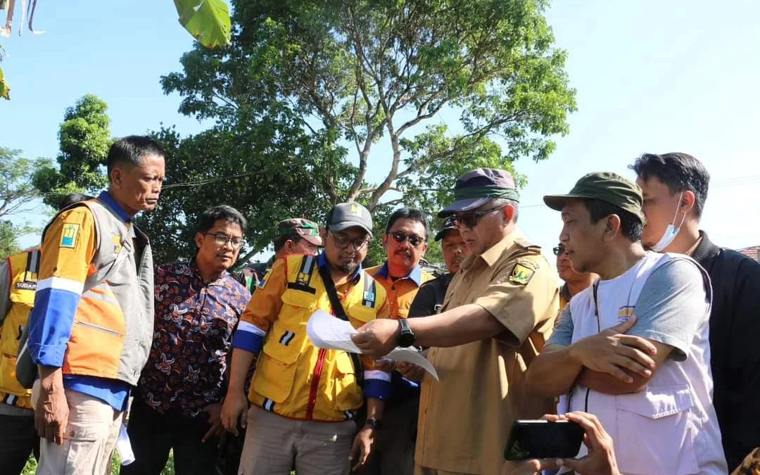 Bupati Tinjau Rencana Pembangunan Jalan Alternatif Pamuruyan-Kebonrandu