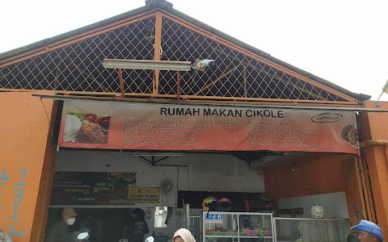 Rekomendasi Tempat Makan Enak di Sukabumi Bersama Keluarga