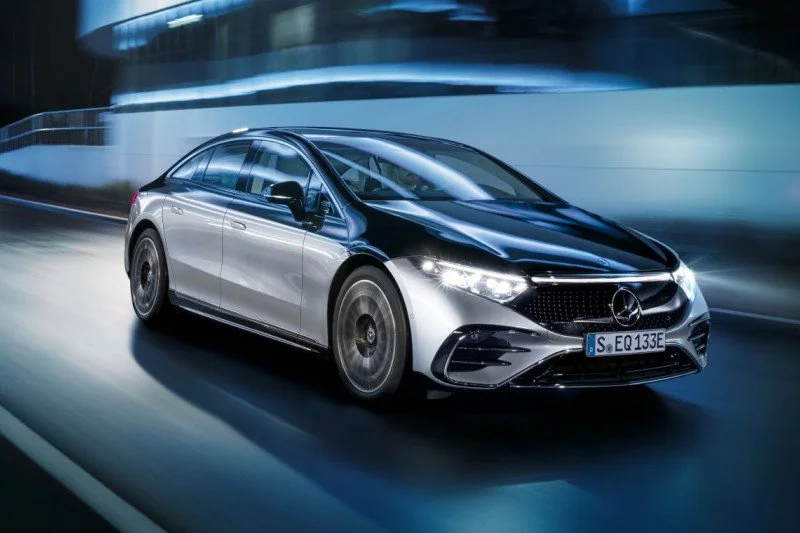 performa dan kemewahan Mobil Listrik Mercedez EQS